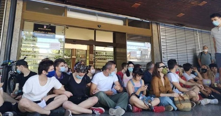 Nečastivi na Filozofskom: Prosvjed studenata i profesora protiv Borasove smjene dekanice Vlahović-Štetić