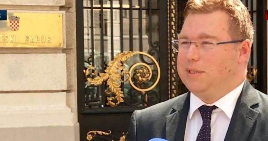 Ministar Marko Pavić na odlasku velikodušno “darivao” europske kolege: ( Ne)odgovornost za “osobni touch”…