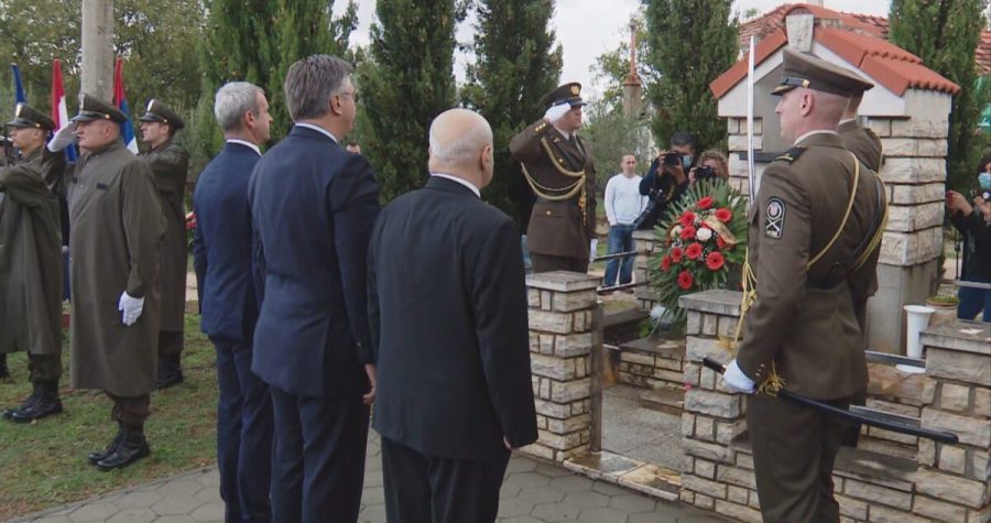Premijer Plenković na komemoraciji u Varivodama: To je ružan ožiljak na obrazu Hrvatske…