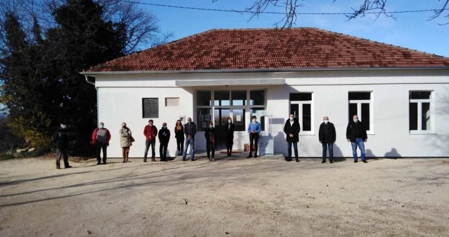 Društveni centar Promina, Kod škole 38, Lukar: ‘Stara škola’ u novom odijelu