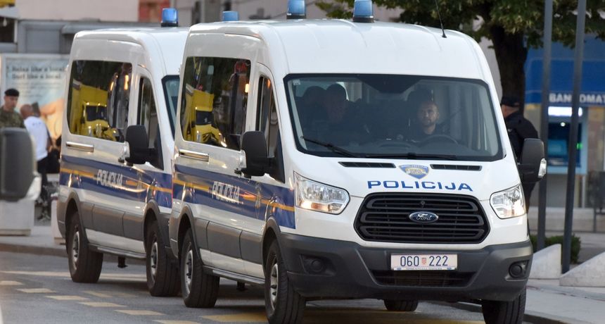 Tri dojave o postavljenim bombama u zagrebačkim šoping centrima, srećom- lažne