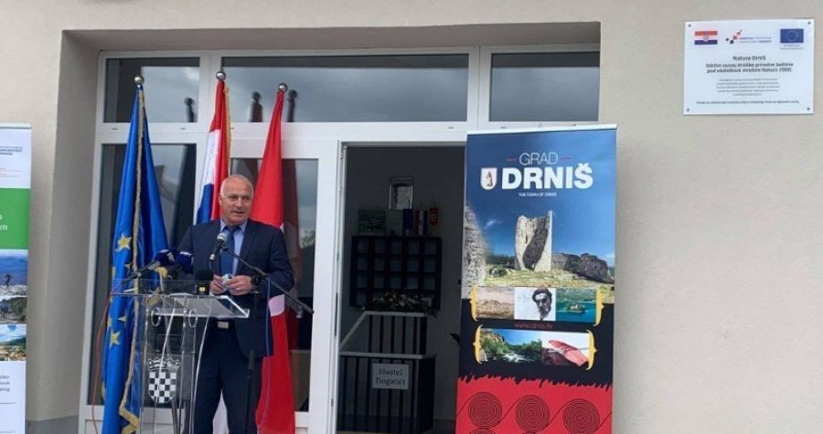 Otvoren hostel u Bogatićima Miljevačkim u sklopu projekta Natura 2000: Održiva prirodna baština i neodrživo spaljivanje otpada…