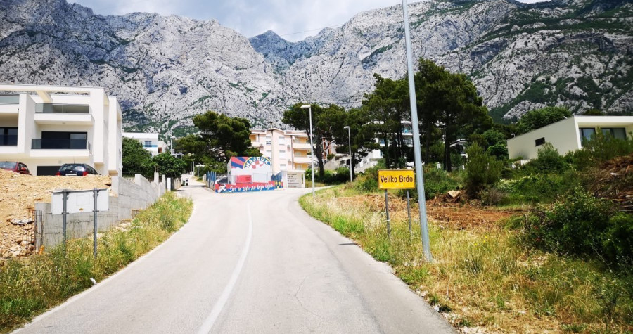 Makarska: Političkim pogodovanjem investitorima izgrađena naselja u kojima nitko ne živi i stvoren nered u prostoru