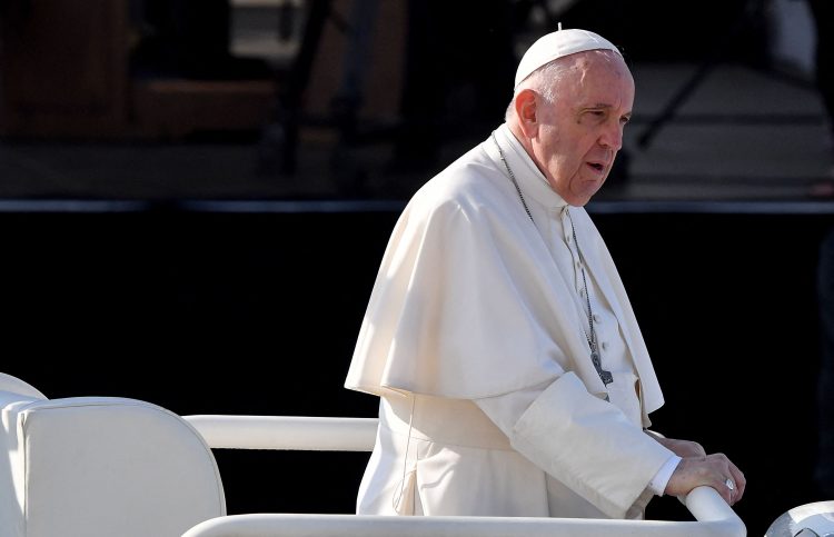 Papa Frane na talijanskoj televiziji: Premlaćivanje žena je gotovo sotonski čin