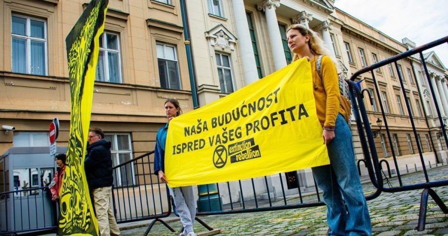 Aktivisti inicijative Extinction Rebellion prosvjedom dočekali Davora Filipovića: Novi ministar je potpuno nekompetentan za klimatska pitanja!