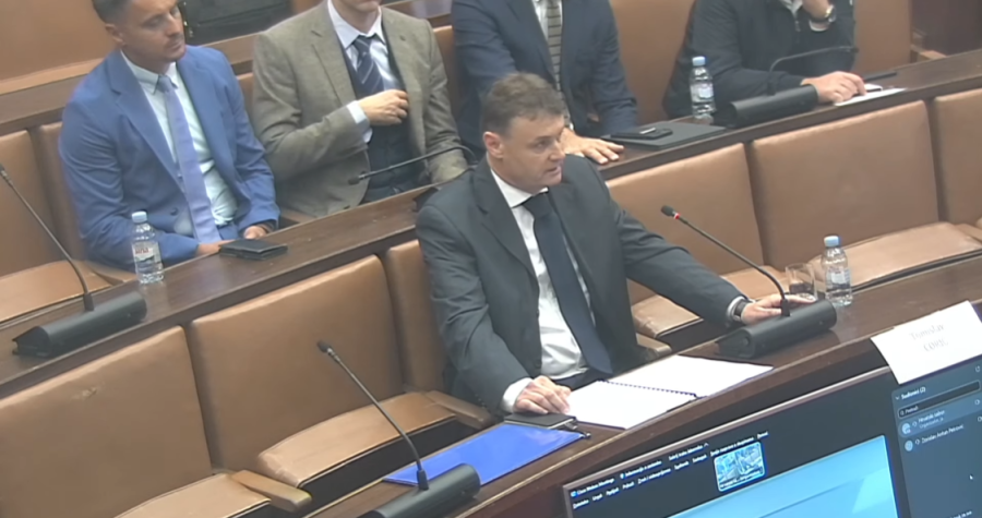 Bivši član Uprave Ine, Davor Mayer na sjednici Antikorupcijskog vijeća: Ćorić je sugerirao da se potpiše Memorandum i gasi sisačka rafinerija kako bi Mađari podržali ulazak Hrvatske u Schengen i OECD ( !? )