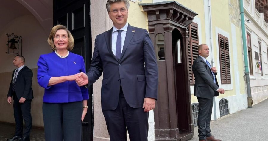 Krimska platforma u Zagrebu: Milanović nije pozvan, “ne zna”, kaže, “ni što je to, i vidi puno cinizma i nepoštenja prema jadnom ukrajinskom narodu, i ne želi biti još jedan od pozera. koji će tome pridonositi..”