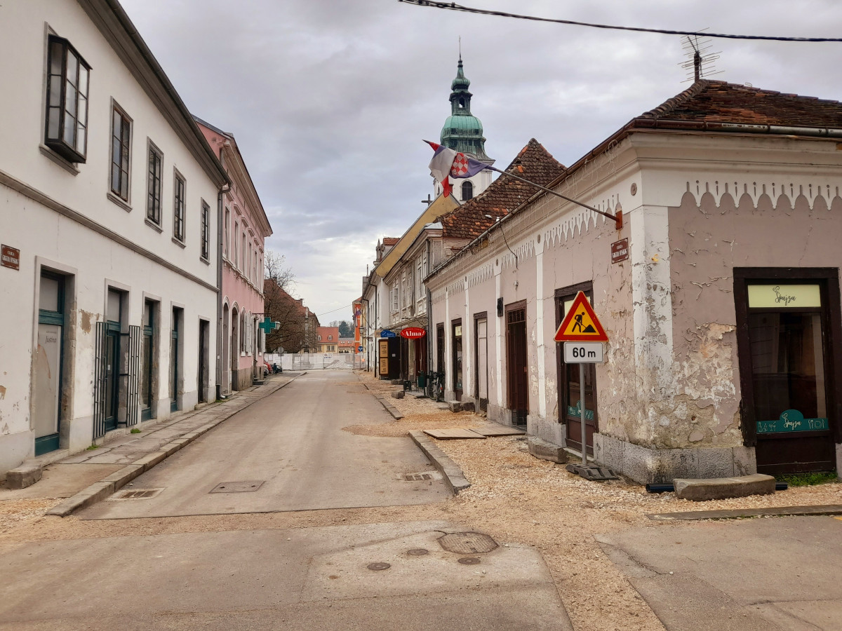 Karlovac, na margini banijskog potresa: Ako prolazite tuda, (za)stanite u Karlovcu!