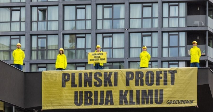 Greenpeace: Plinske korporacije iskoristile su rat u Ukrajini da bi masno profitirale na uvozu ukapljenog plina čija se upotreba povećava na štetu opasnih klimatskih promjena!