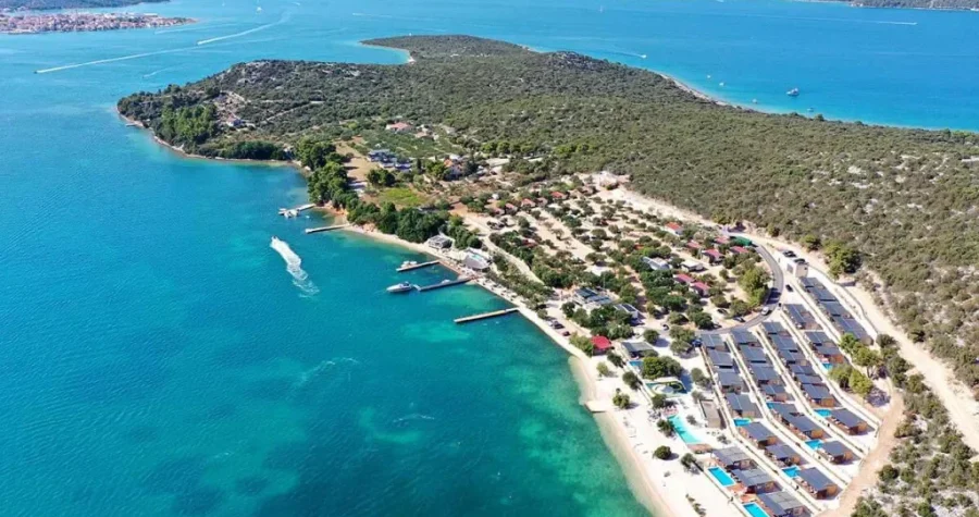 Velika akcija USKOK-a s petero privedenih zbog bespravnih kampova na Murteru: Uhapšen i Pripuz