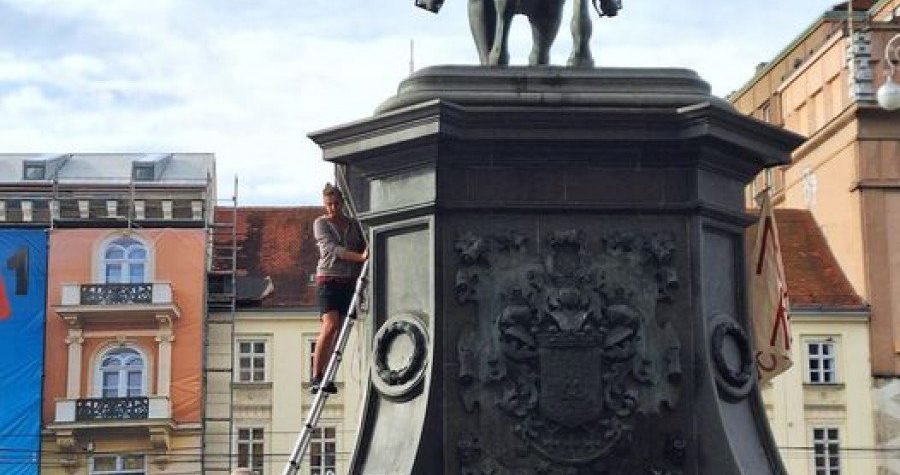 Extinction Rebellion Zagreb protiv LNG terminala: “Ne LNG-u na Krku, Rugenu i u cijelom svijetu”