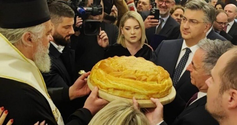 Božićni domjenak SNV-a / Pupovac: “Nije uvijek bilo kao što je danas”