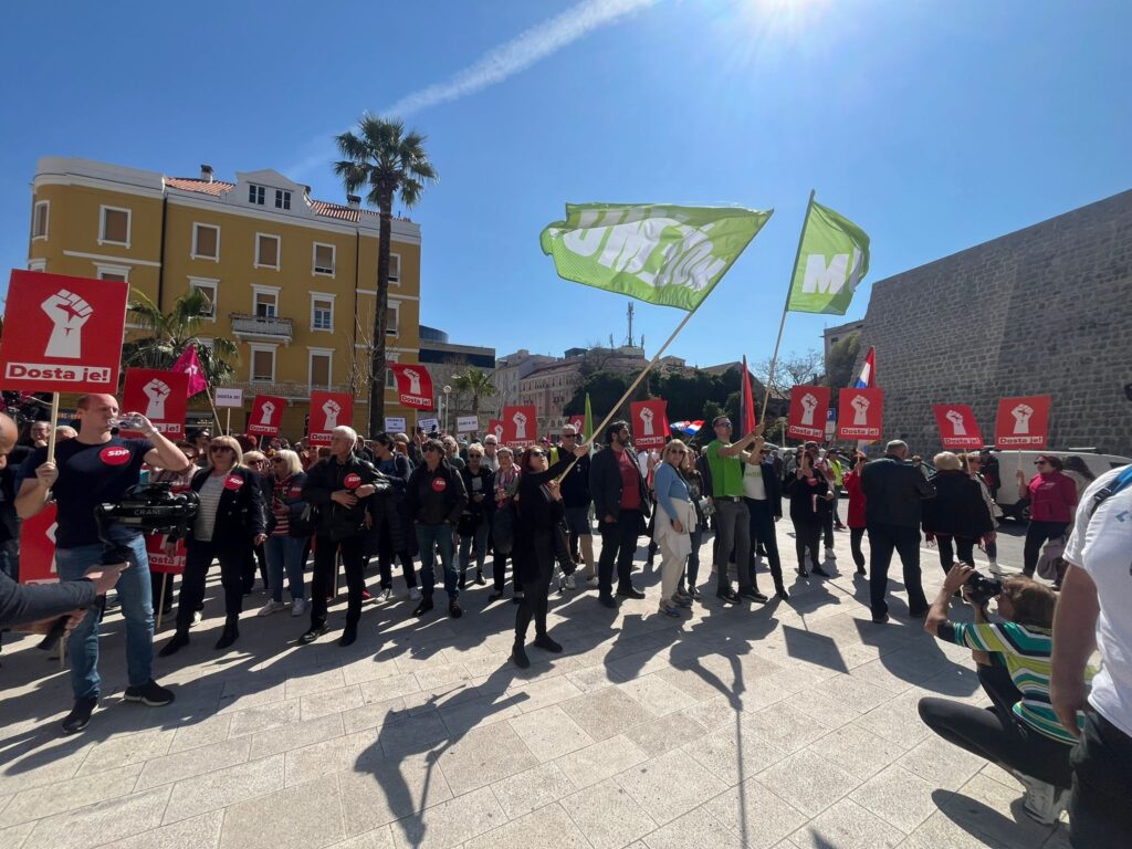 Koalicija SDP-a i Možemo! održala prosvjede u pet gradova: Dosta nepotizmu i korupciji, dosta HDZ-u!