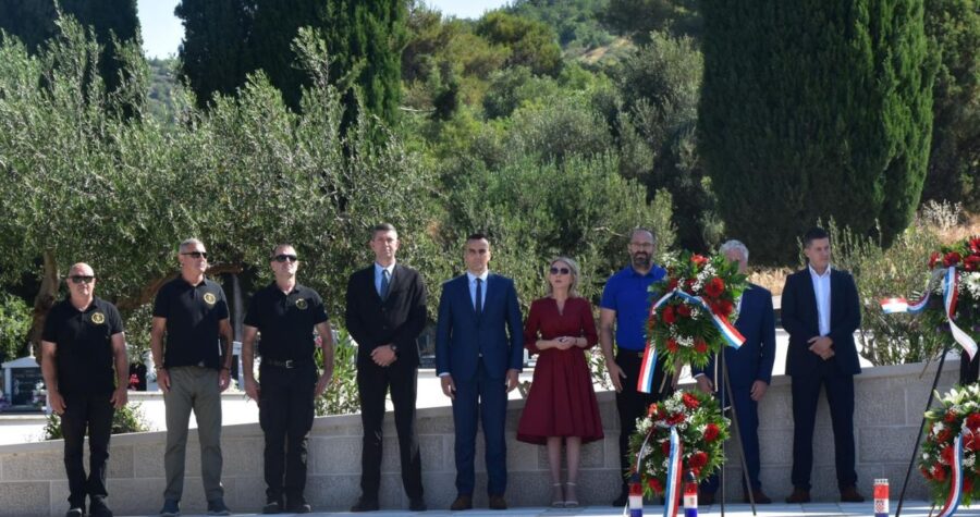 ŠKŽ: Polaganjem vijenaca obilježen Dan antifašističke borbe