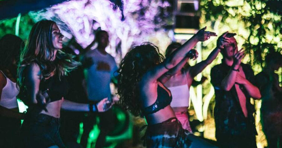 Membrain Festival, Martinska: Bass ispod borova