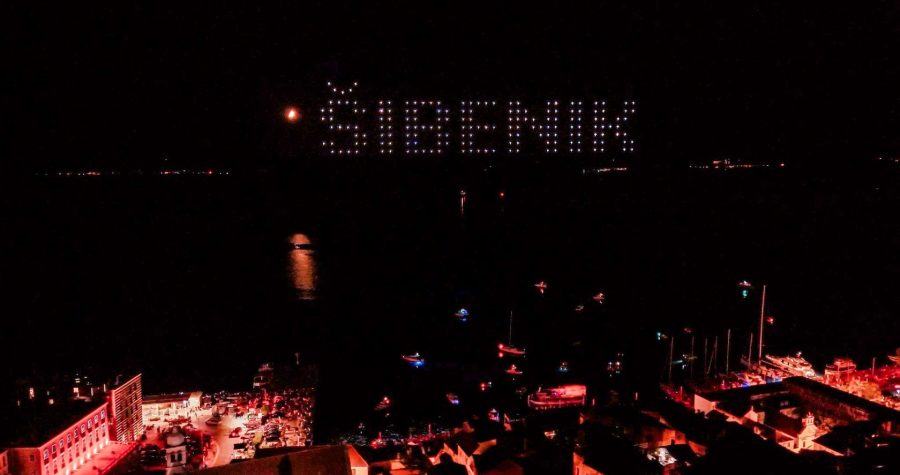 Šibenski svjetlosni spektakl za veliki jubilej- 130 godina otkako je Šibenik dobio struju, među prvima u svijetu!