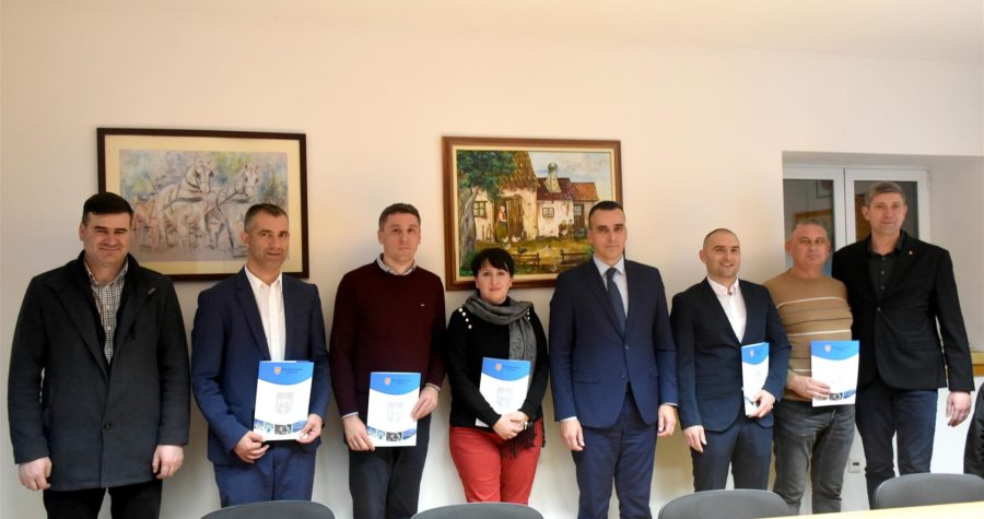 ŠKŽ: Županija dodijelila više od 96 tisuća eura za razvoj infrastrukturnih projekata u Drnišu, Unešiću, Civljanima i Biskupiji