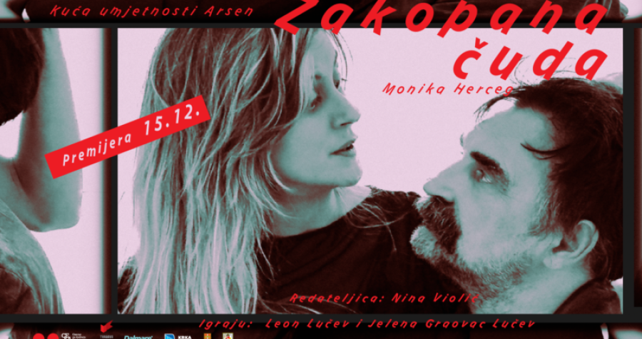 U Kući umjetnosti Arsen, u Šibeniku, premijerno izvedena predstava “Zakopana čuda” s Jelenom Graovac Lučev i Leonom Lučevom u glavnim ulogama: Oda ljubavi u vremenu ratova i mržnje…
