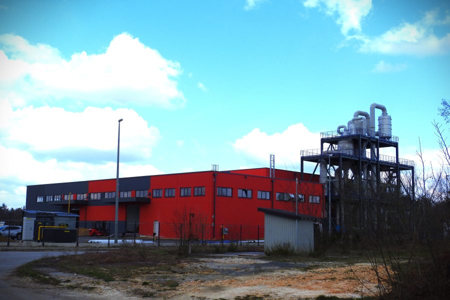 Inicijativa “Gospić je naš dom” otkrila: Elaborat zaštite okoliša za Tvornicu litija u Gospiću prepisan je doslovce iz Elaborata za izgradnju čvora Žažina kod Petrinje?!!!