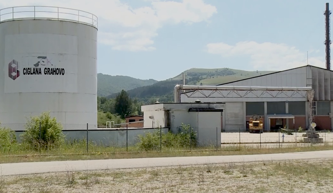 Bosansko Grahovo ponovo na nogama: Stanovnici protiv spalionice otpadnih guma – Crna hronika