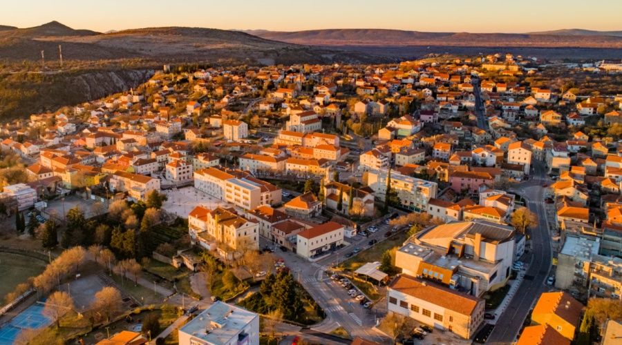 ŠKŽ: Obavijest o održavanju nastave u osnovnim i srednjim školama na području Grada Drniša