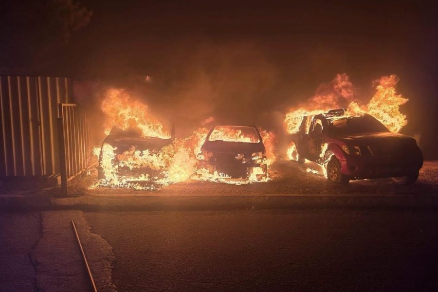 Katastrofa kod Omiša: Jedna osoba preminula, jedna nestala, 40 ozlijeđenih, sedam životno ugroženih, tisuće evakuiranih, spaljene kuće, šume, automobili…